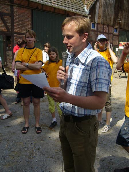 Haehnewettkraehen der Kreisjugend des Kreisverbandes Guetersloh 067.jpg - Hähnewettkrähen des Kreisverbandes Gütersloh in Langenberg auf dem Hofe Großelohmann